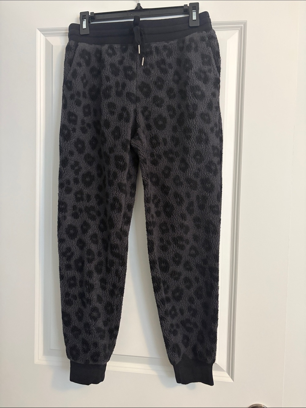 Old Navy Black & Charcoal Leopard-Print Fleece Joggers